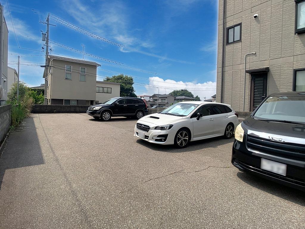 泉３丁目Ｅパーキングの外観・駐車場イメージ1枚目