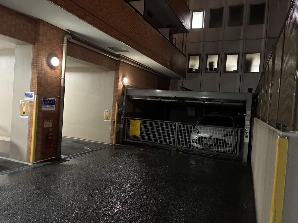 雲井通四丁目駐車場の外観・駐車場イメージ2枚目