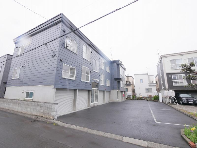 パルソナ川田の外観・駐車場イメージ2枚目