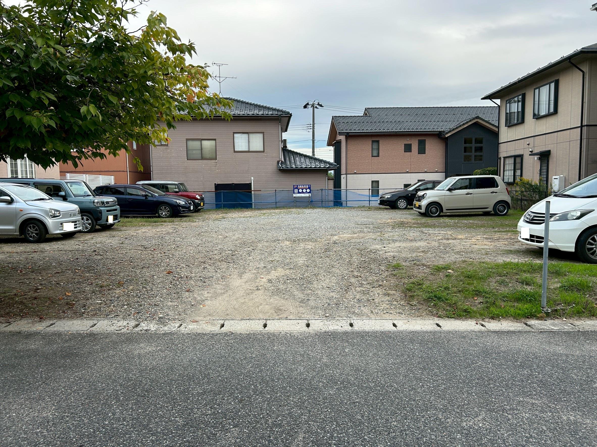 7.伊藤Ｂガレージの外観・駐車場イメージ2枚目