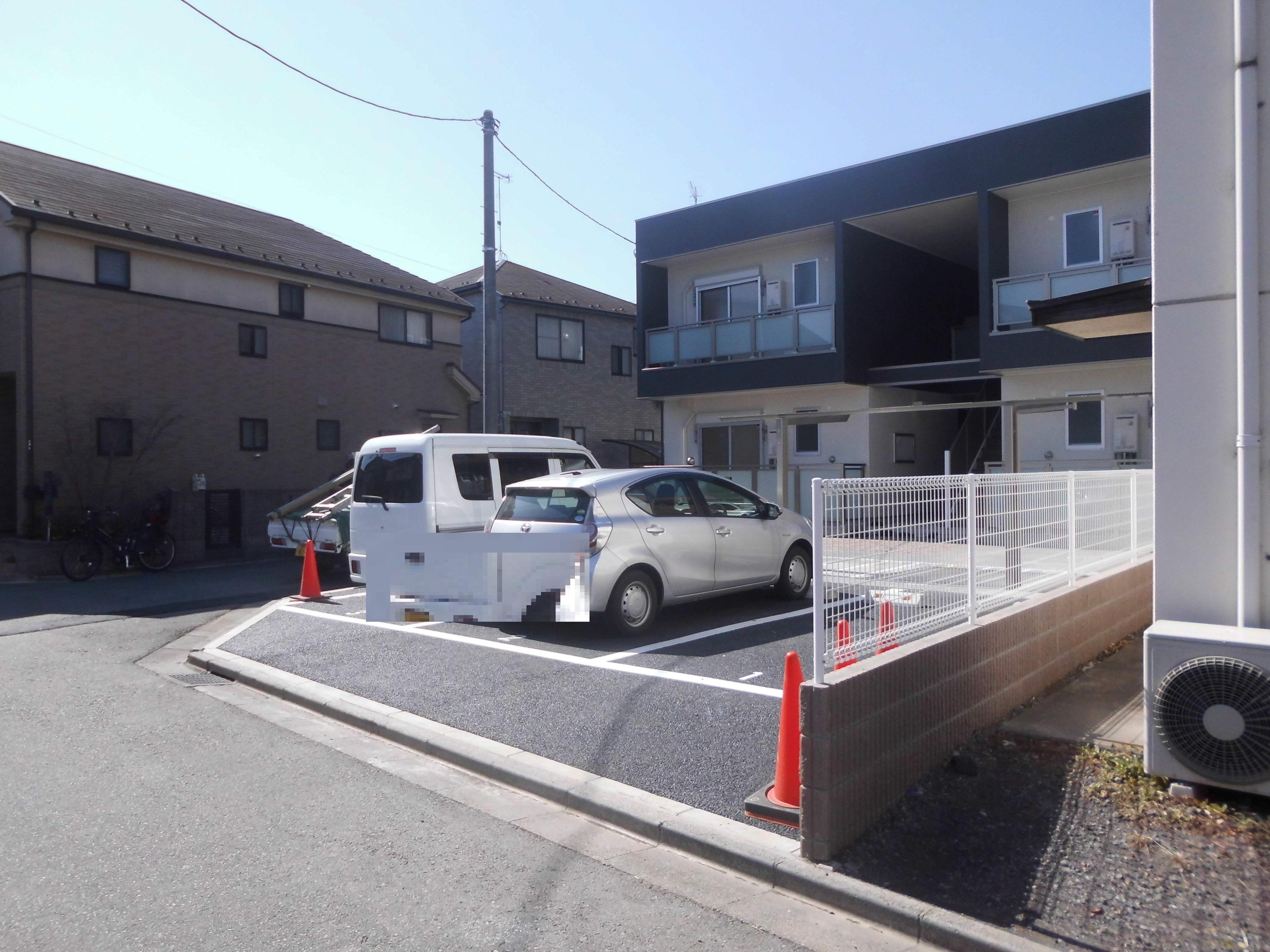 リブリ・Reve駐車場の外観・駐車場イメージ1枚目