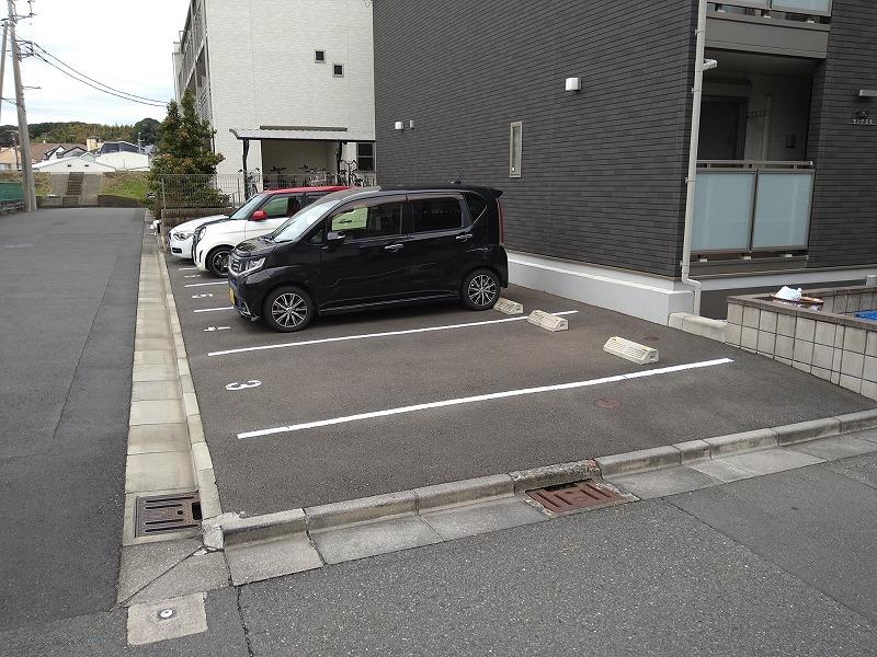 ミランダモンテ日吉(56958)の外観・駐車場イメージ1枚目