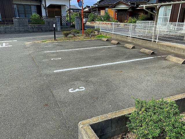 メルベーユ(17877)の外観・駐車場イメージ2枚目