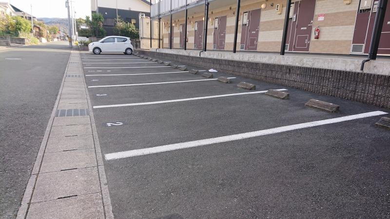 ボヌール(30471)の外観・駐車場イメージ1枚目