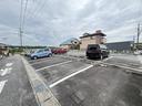 新池駐車場の駐車場