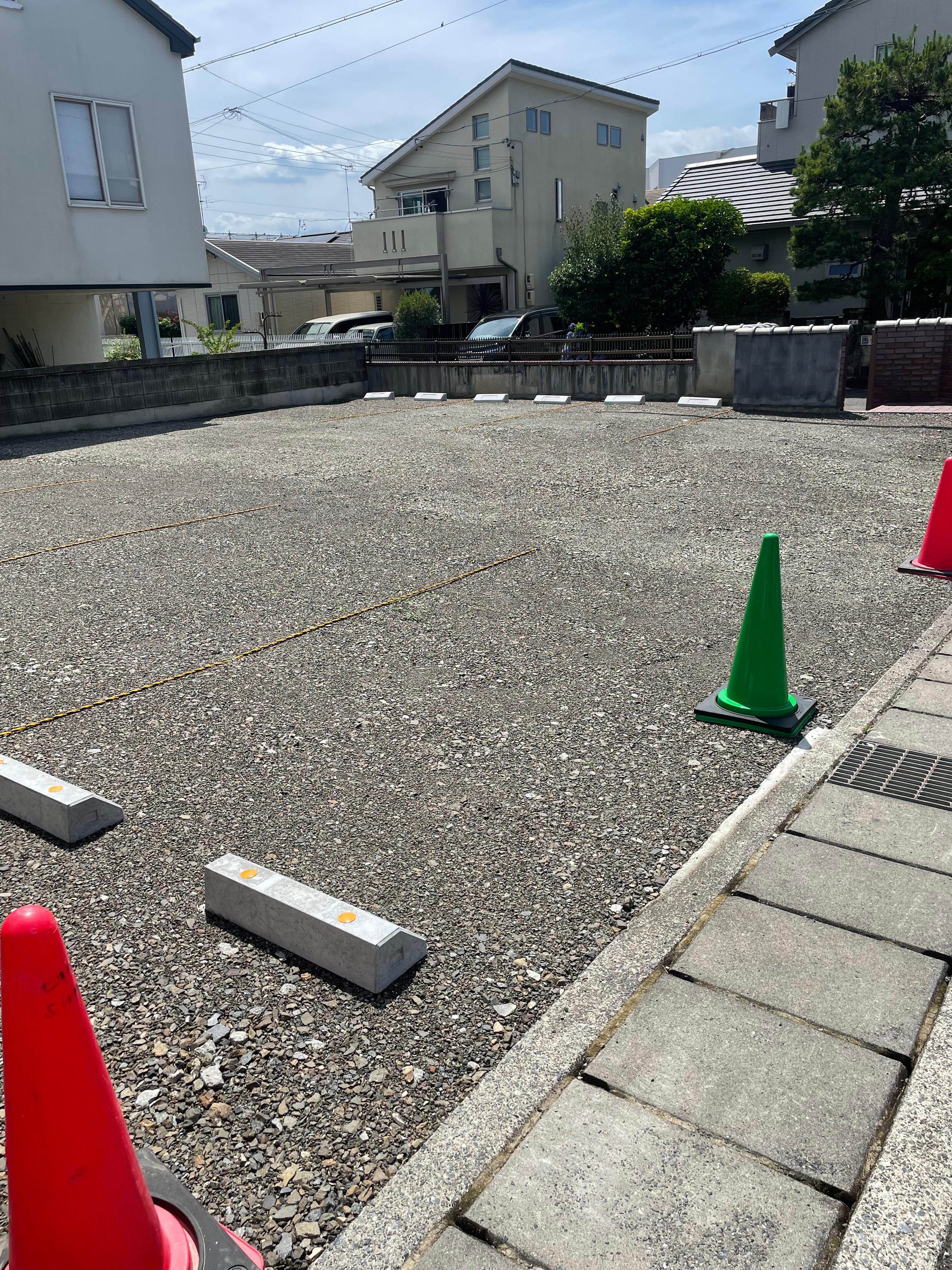 栗原駐車場の外観・駐車場イメージ2枚目