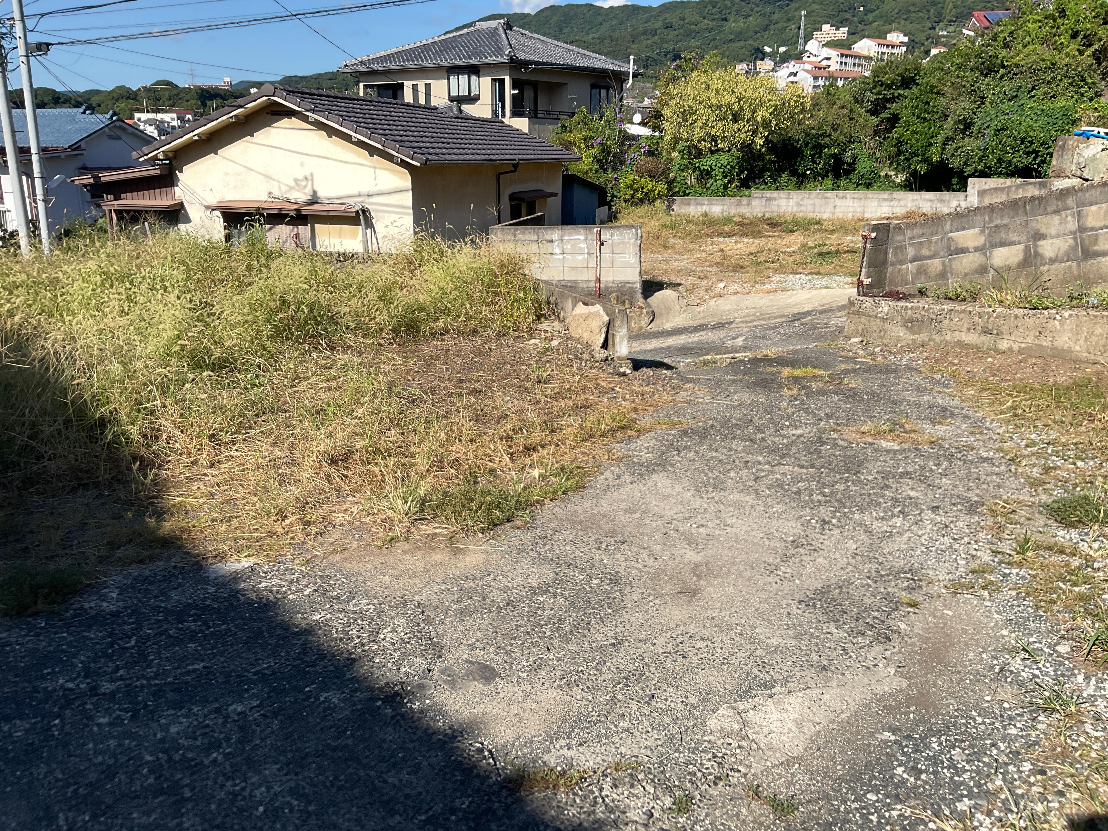 コーポ松川駐車場の外観・駐車場イメージ2枚目