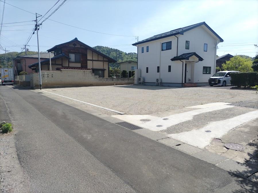 鳥谷野水汲田駐車場の外観・駐車場イメージ1枚目