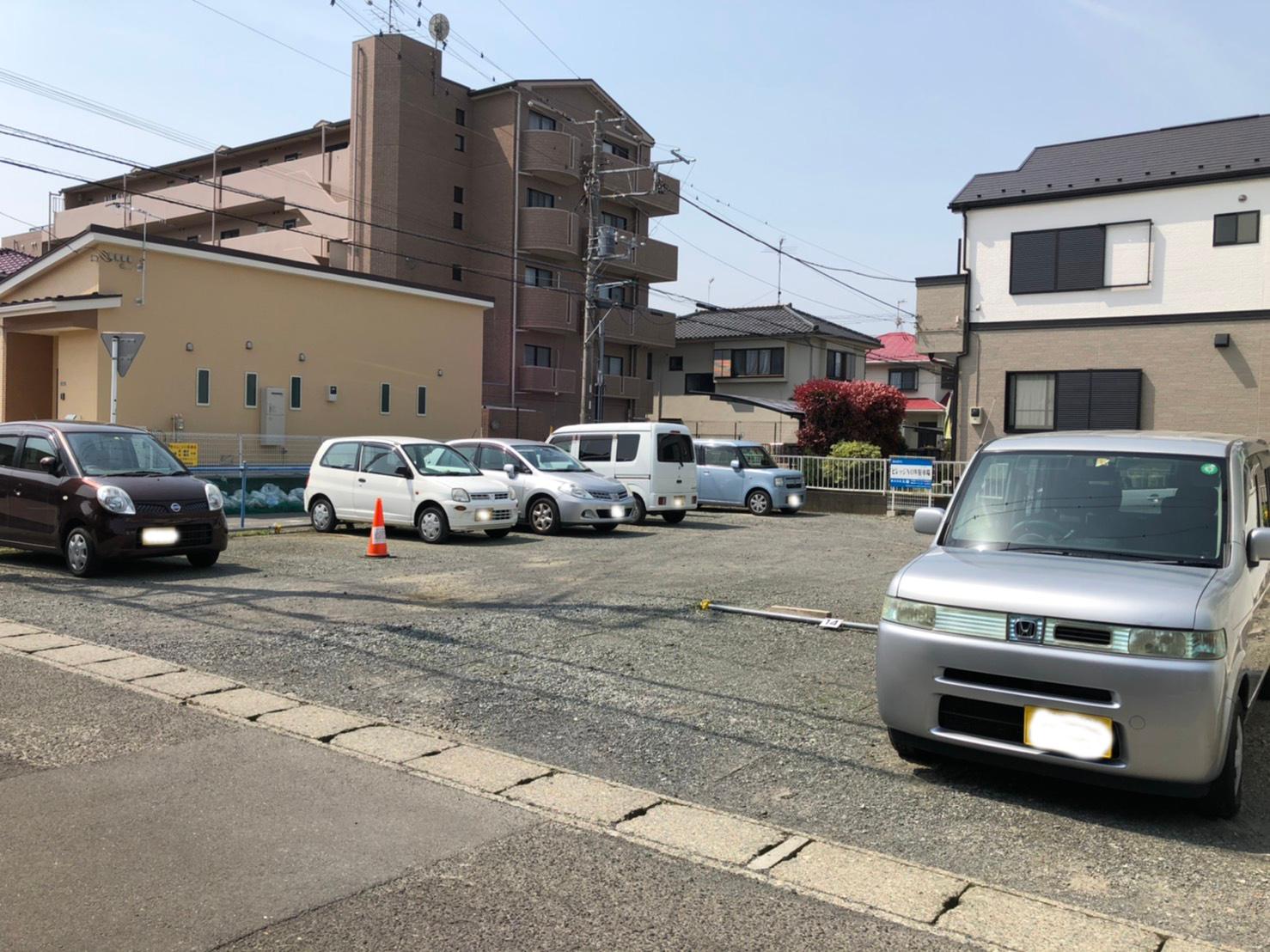 ビレッジNOW　駐車場の外観・駐車場イメージ1枚目