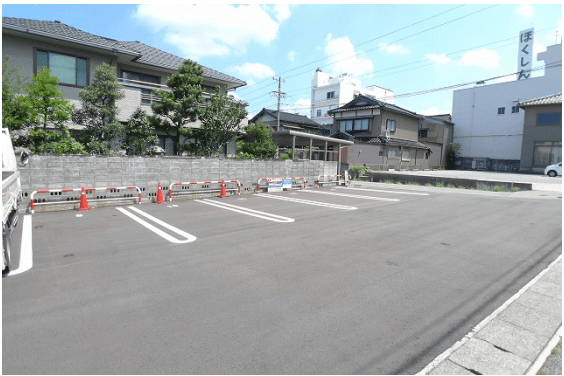 泉１丁目Ｎパーキングの外観・駐車場イメージ2枚目