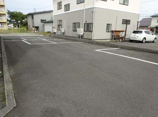 パインロード(29974)の外観・駐車場イメージ1枚目