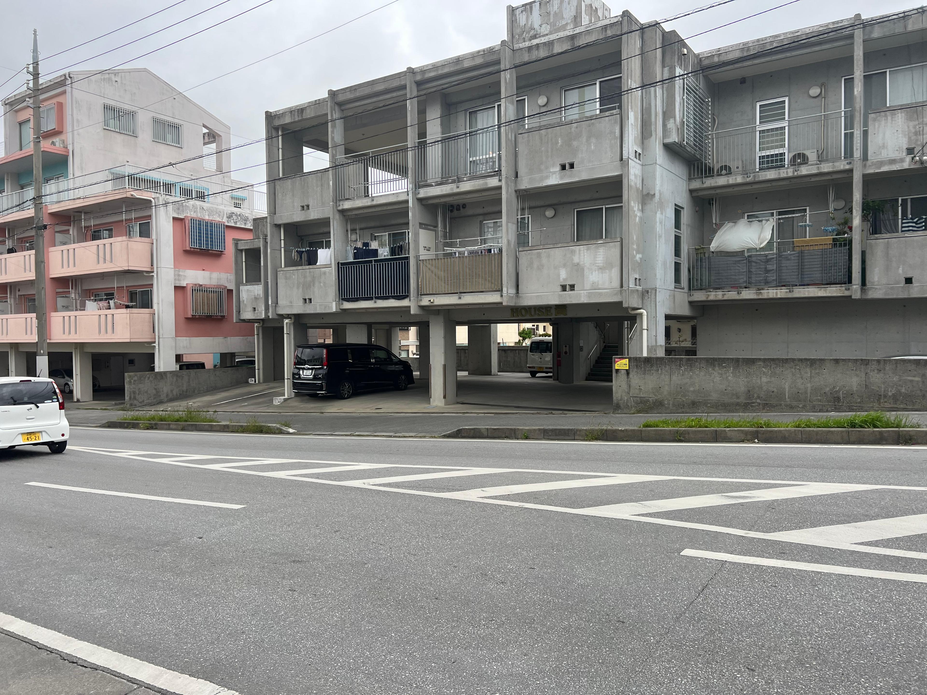 HOUSE　貴の外観・駐車場イメージ2枚目