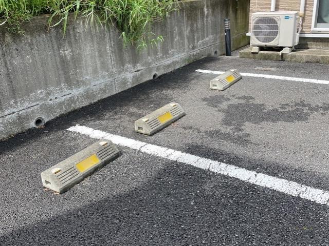 上藤(44756)の外観・駐車場イメージ1枚目