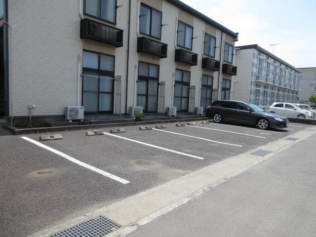 ＮＶⅡ(32732)の外観・駐車場イメージ1枚目