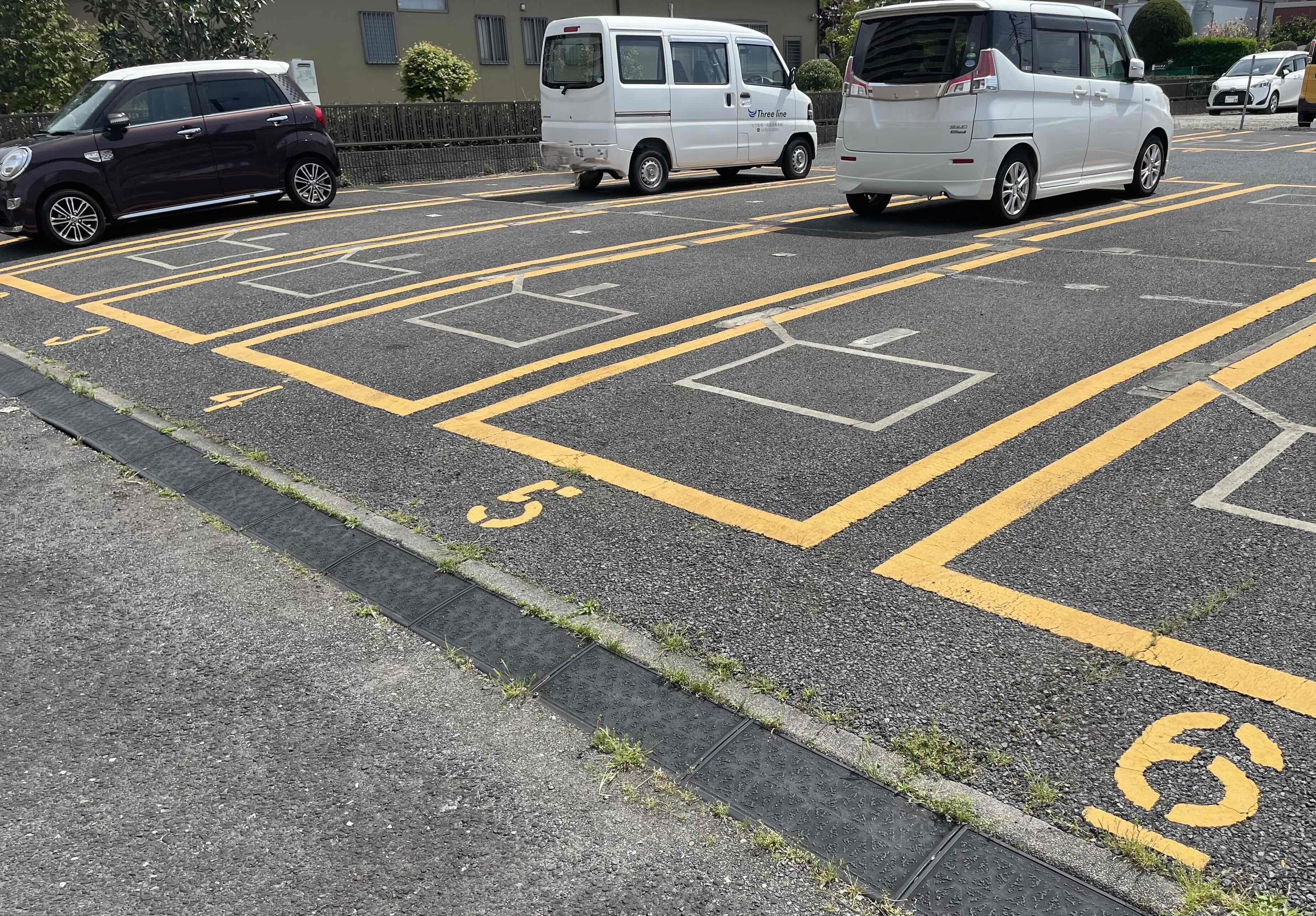 津川駐車場の外観・駐車場イメージ2枚目