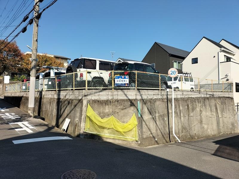 杉山 ﾓｰﾀｰﾌﾟｰﾙの外観・駐車場イメージ1枚目