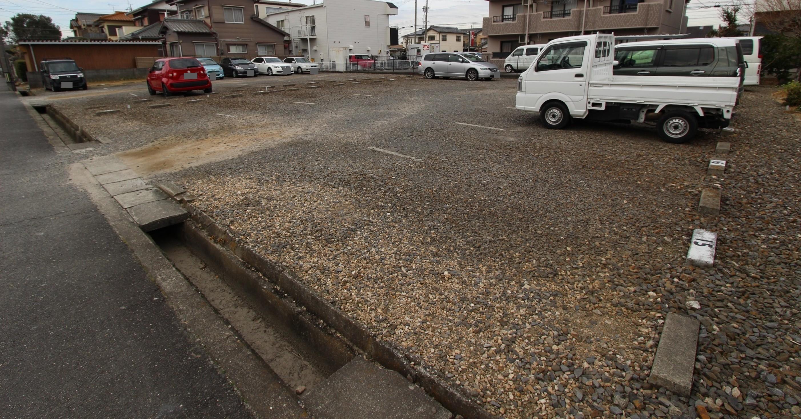 戸ヶ崎ウェストパーキングの外観・駐車場イメージ2枚目