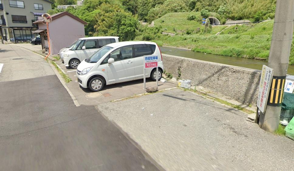 桜町駐車場の外観・駐車場イメージ1枚目