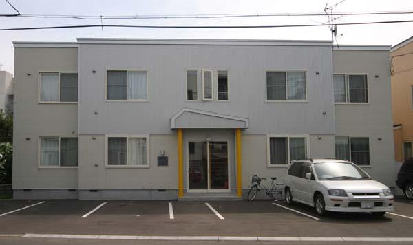 Yellow　Frat　月極駐車場の外観・駐車場イメージ1枚目