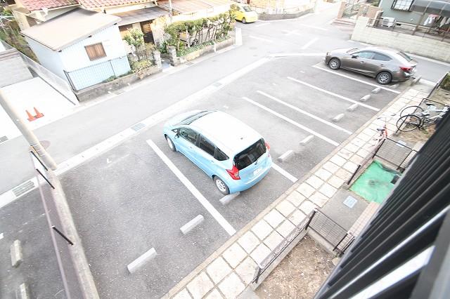 ラポール弥生の外観・駐車場イメージ3枚目
