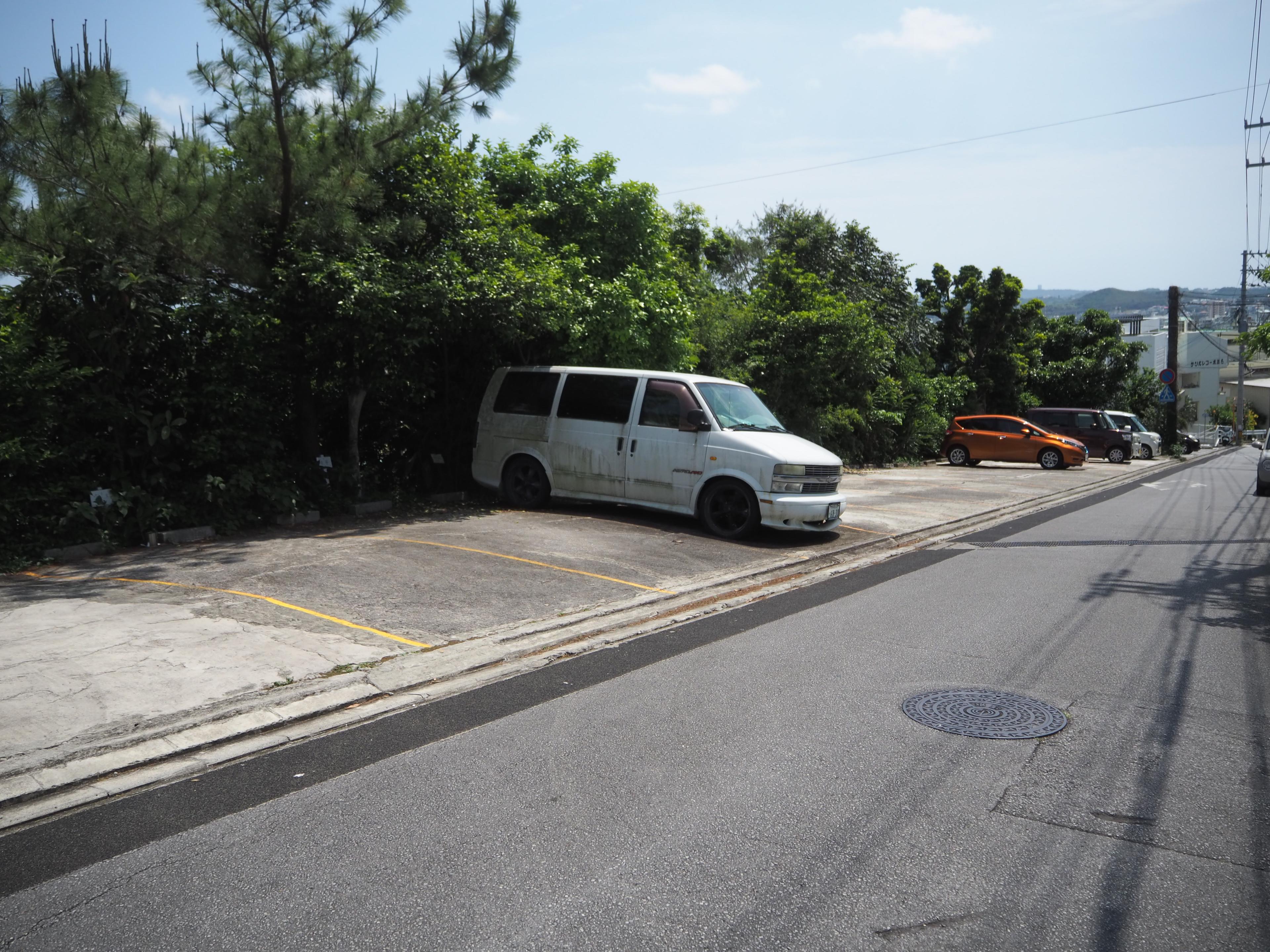 新垣駐車場の外観・駐車場イメージ1枚目