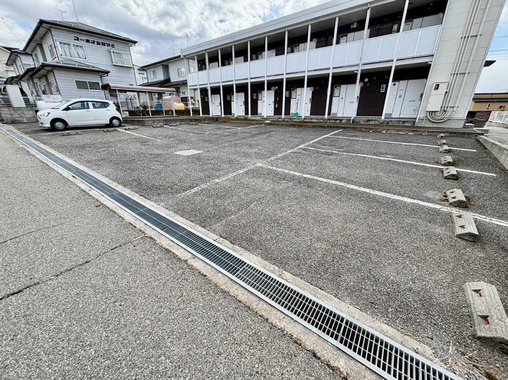 レザン　かたおか(17151)の外観・駐車場イメージ1枚目