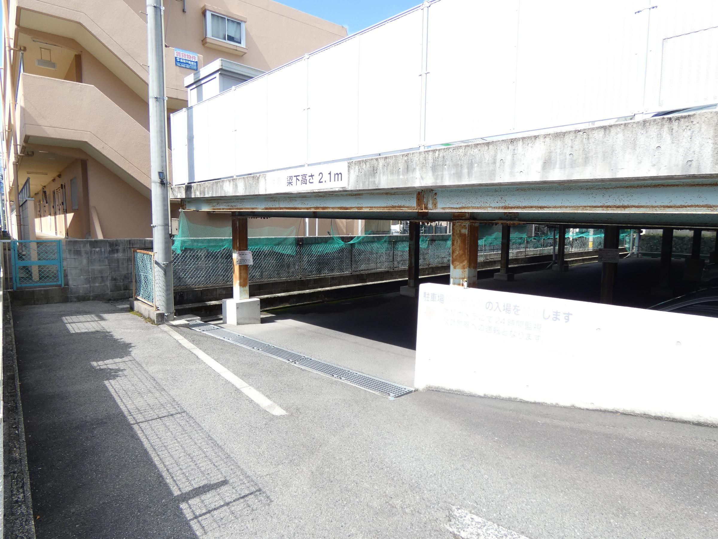 吉田駐車場の外観・駐車場イメージ1枚目