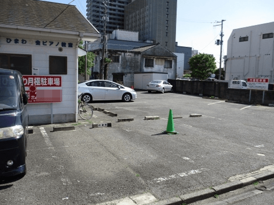 ひまわり駐車場の外観・駐車場イメージ1枚目