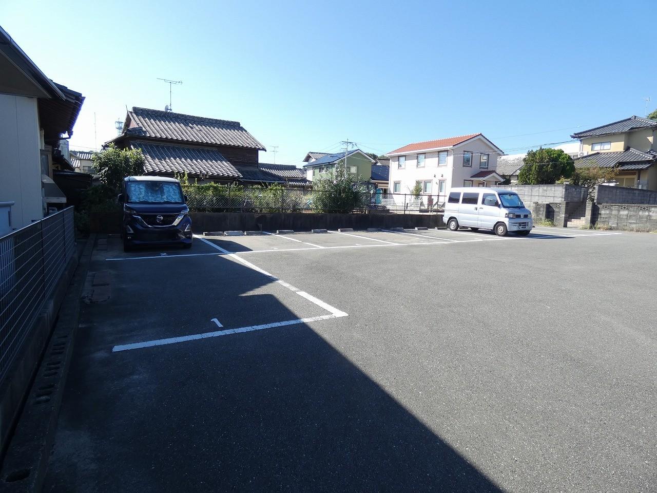 奈多2丁目浜崎駐車場の外観・駐車場イメージ1枚目