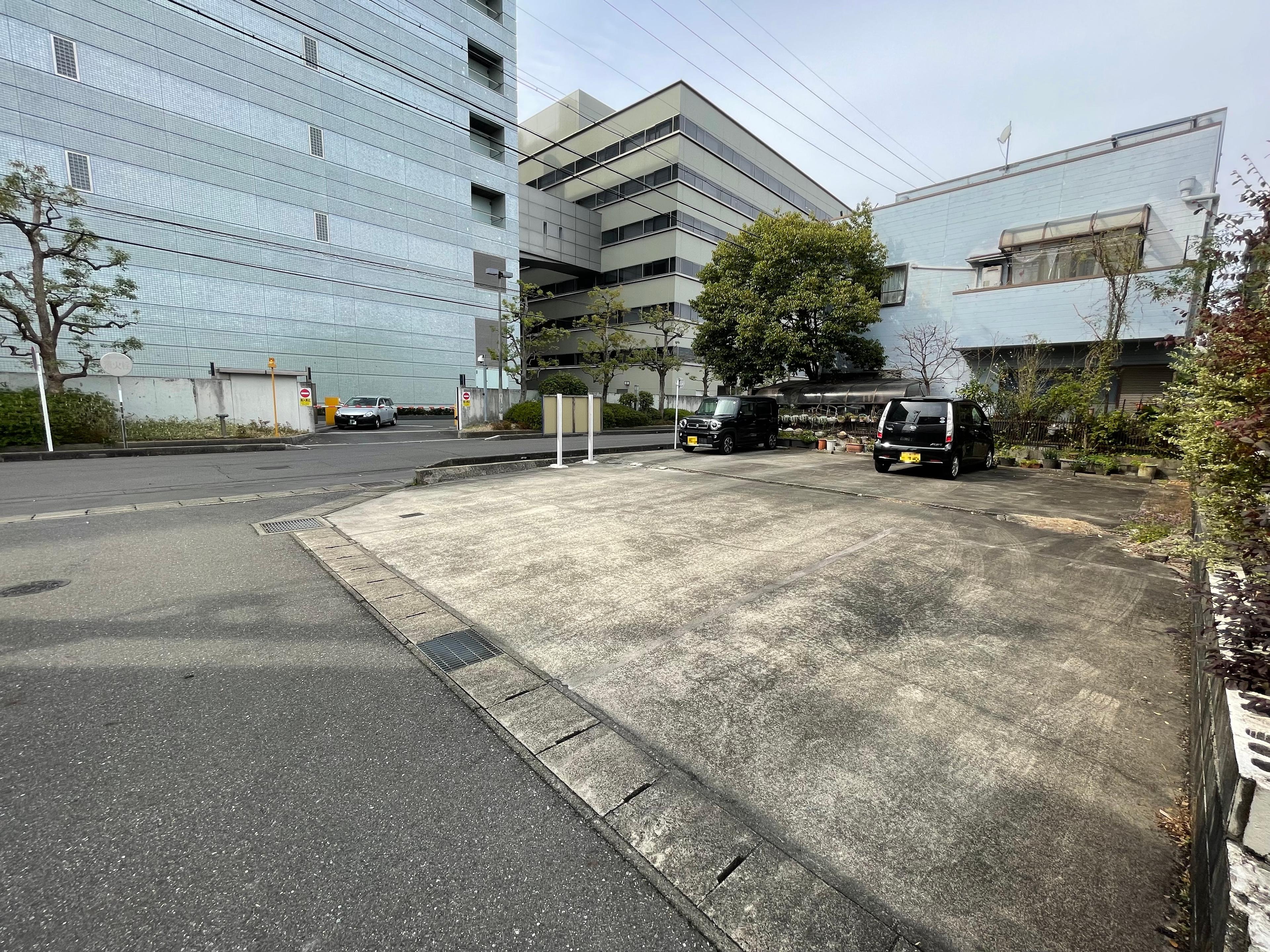 ヒーローパークの外観・駐車場イメージ2枚目
