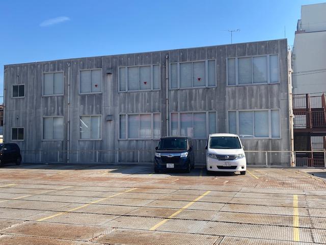 湘南ビル駐車場（２階）の外観・駐車場イメージ1枚目