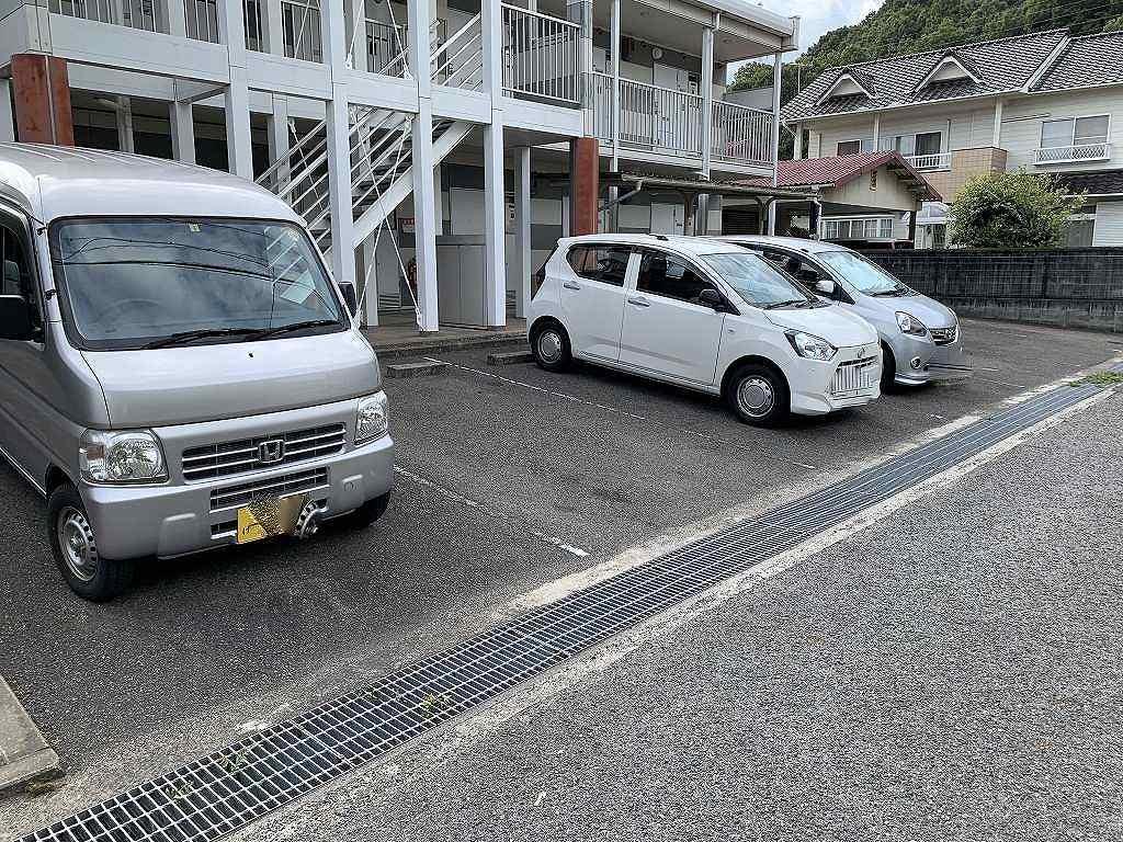 ヒルトップ(22232)の外観・駐車場イメージ2枚目