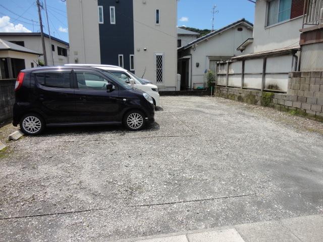 Ｍパーク伊敷２の外観・駐車場イメージ1枚目