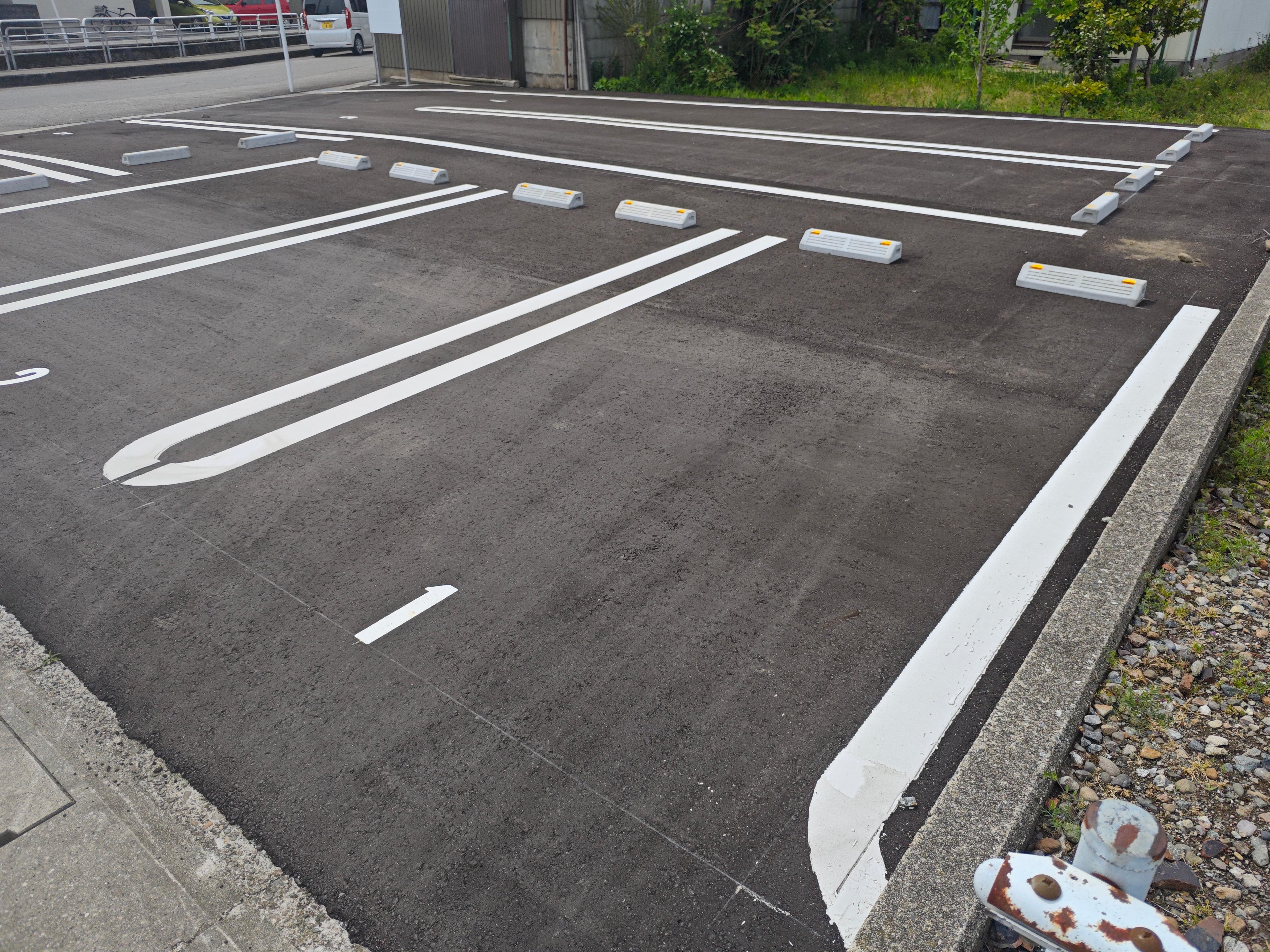 弥生町二丁目駐車場の外観・駐車場イメージ2枚目
