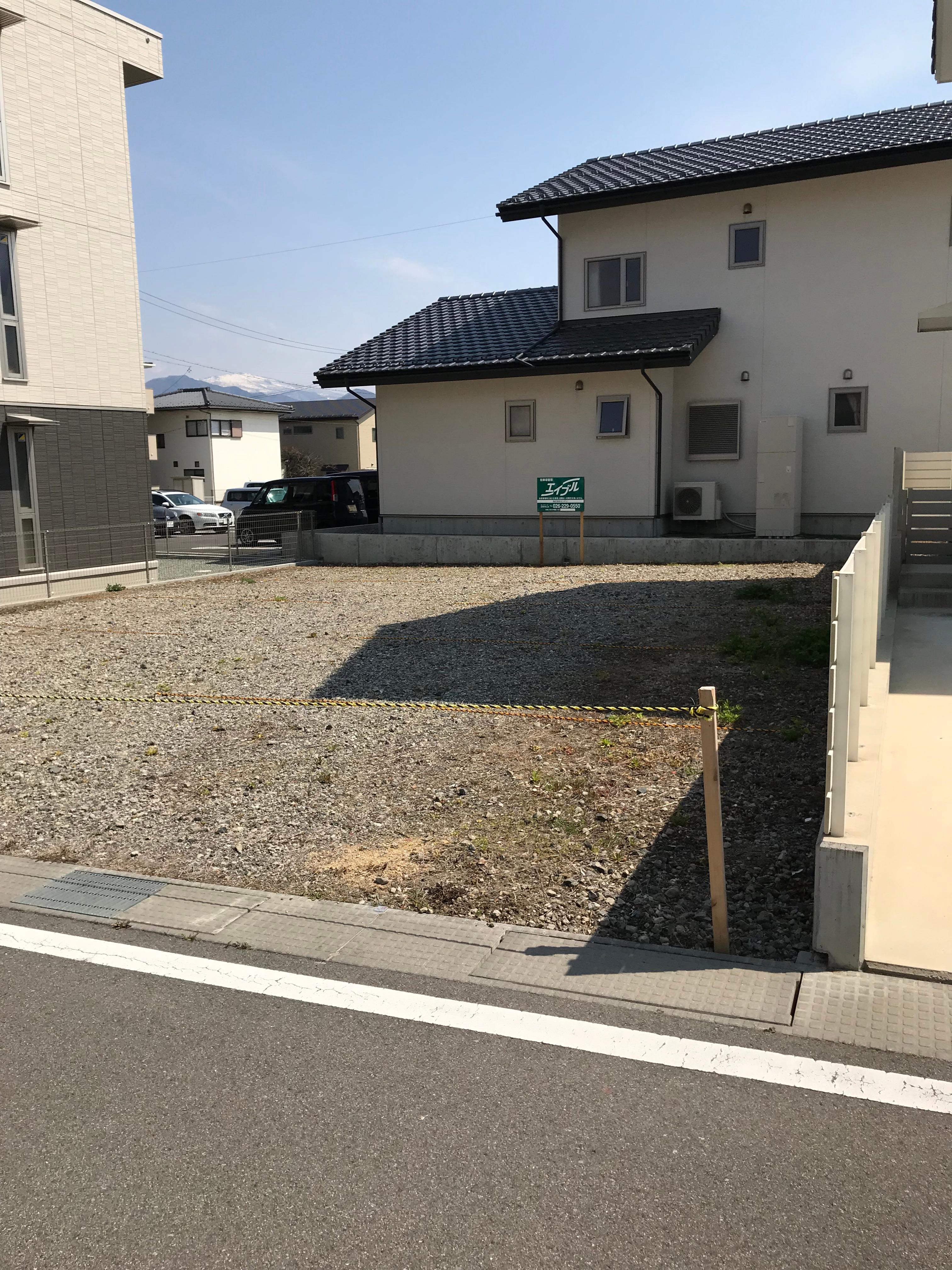 すみれ駐車場の外観・駐車場イメージ2枚目