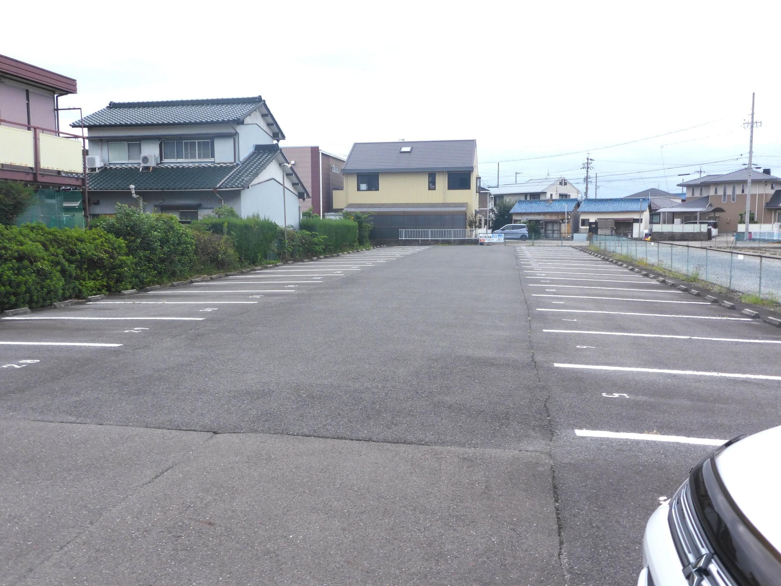 J-162の外観・駐車場イメージ1枚目