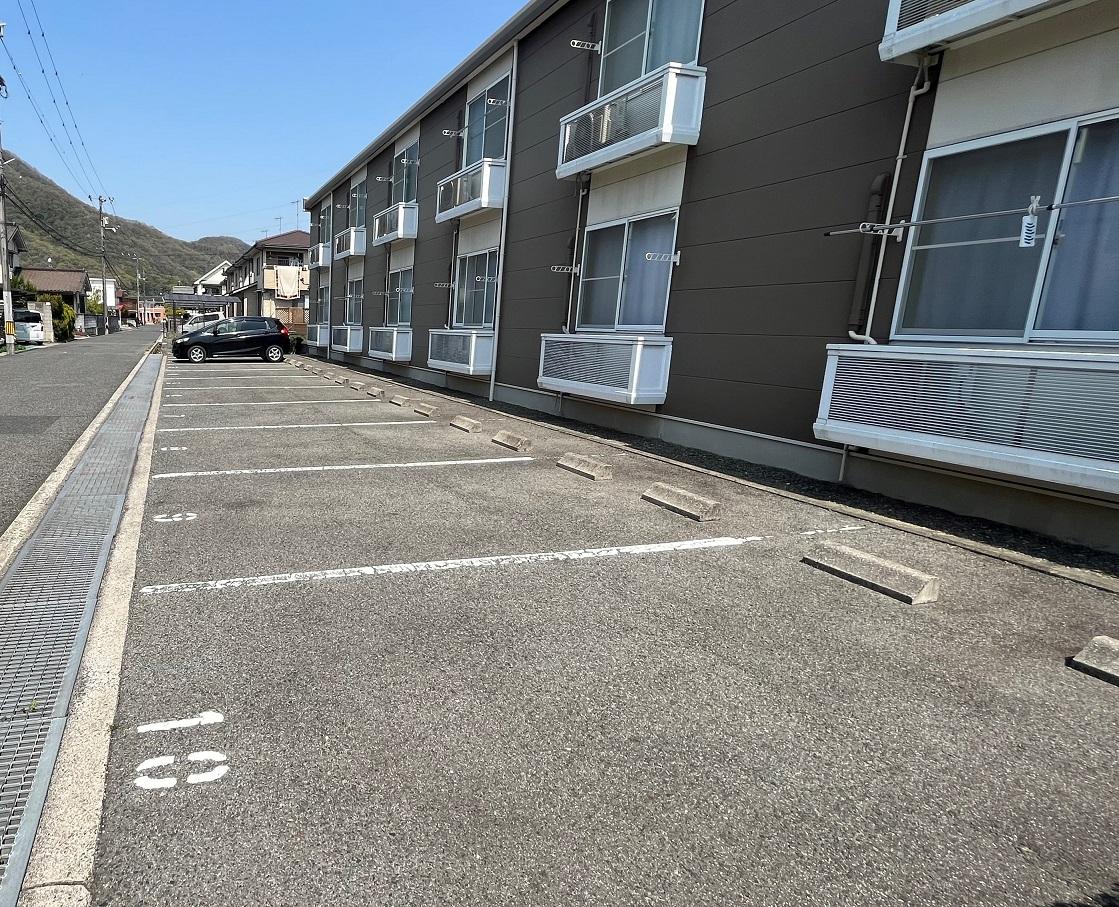 コンフォート山手Ｂ(20364)の外観・駐車場イメージ1枚目
