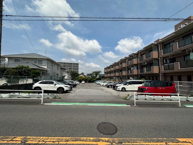 高根道駐車場の外観・駐車場イメージ1枚目