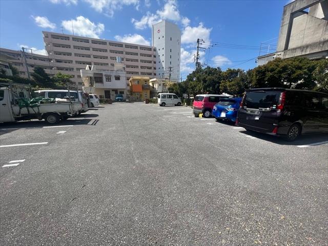 グリーン駐車場の外観・駐車場イメージ2枚目