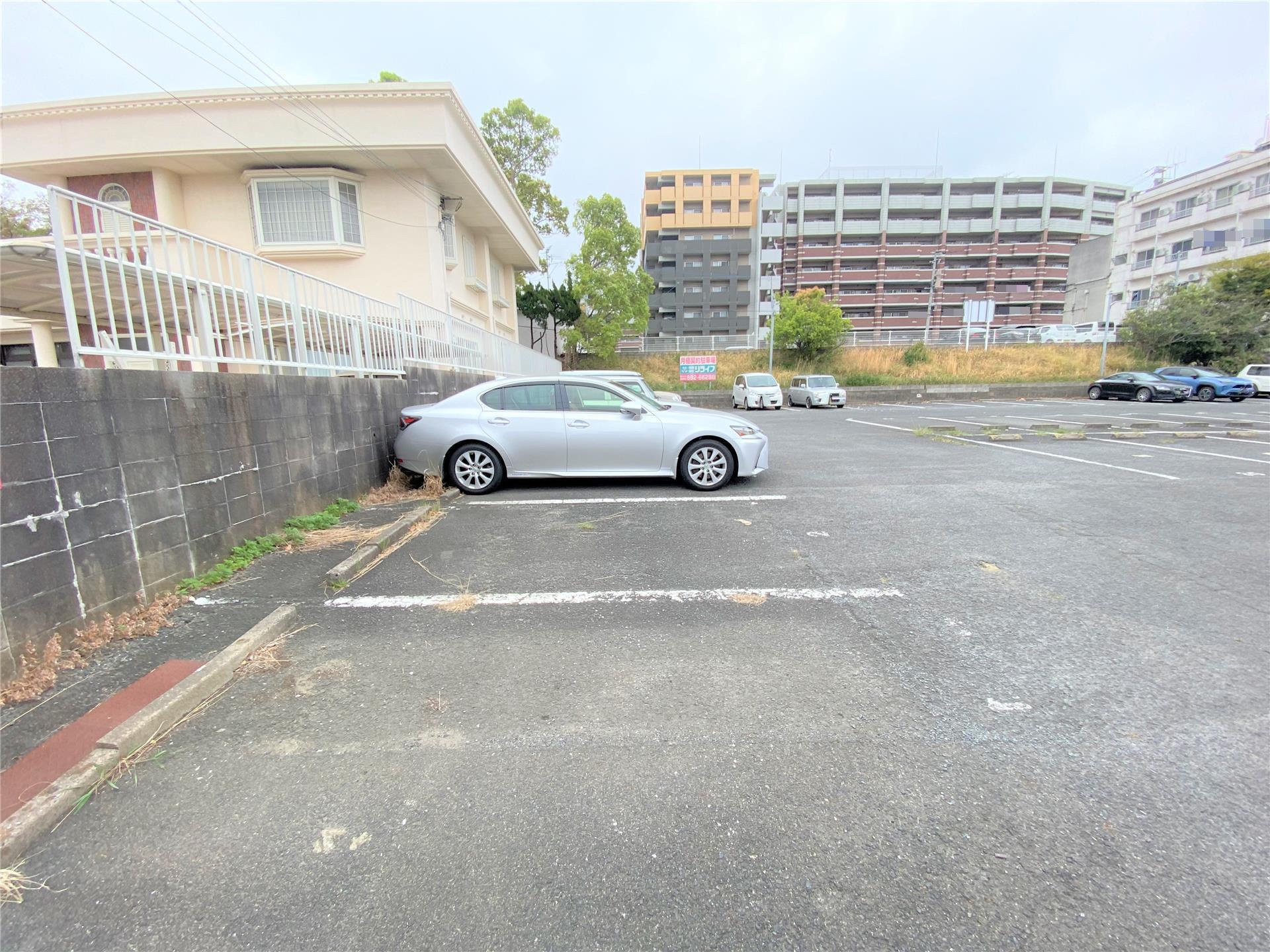 塩田屋駐車場の外観・駐車場イメージ3枚目