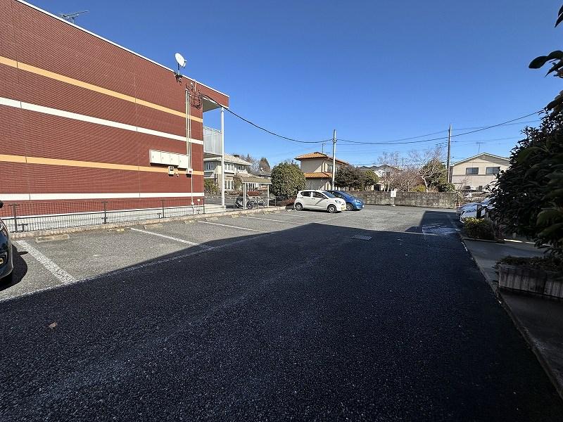 ヴィヴァルディ(24402)の外観・駐車場イメージ1枚目