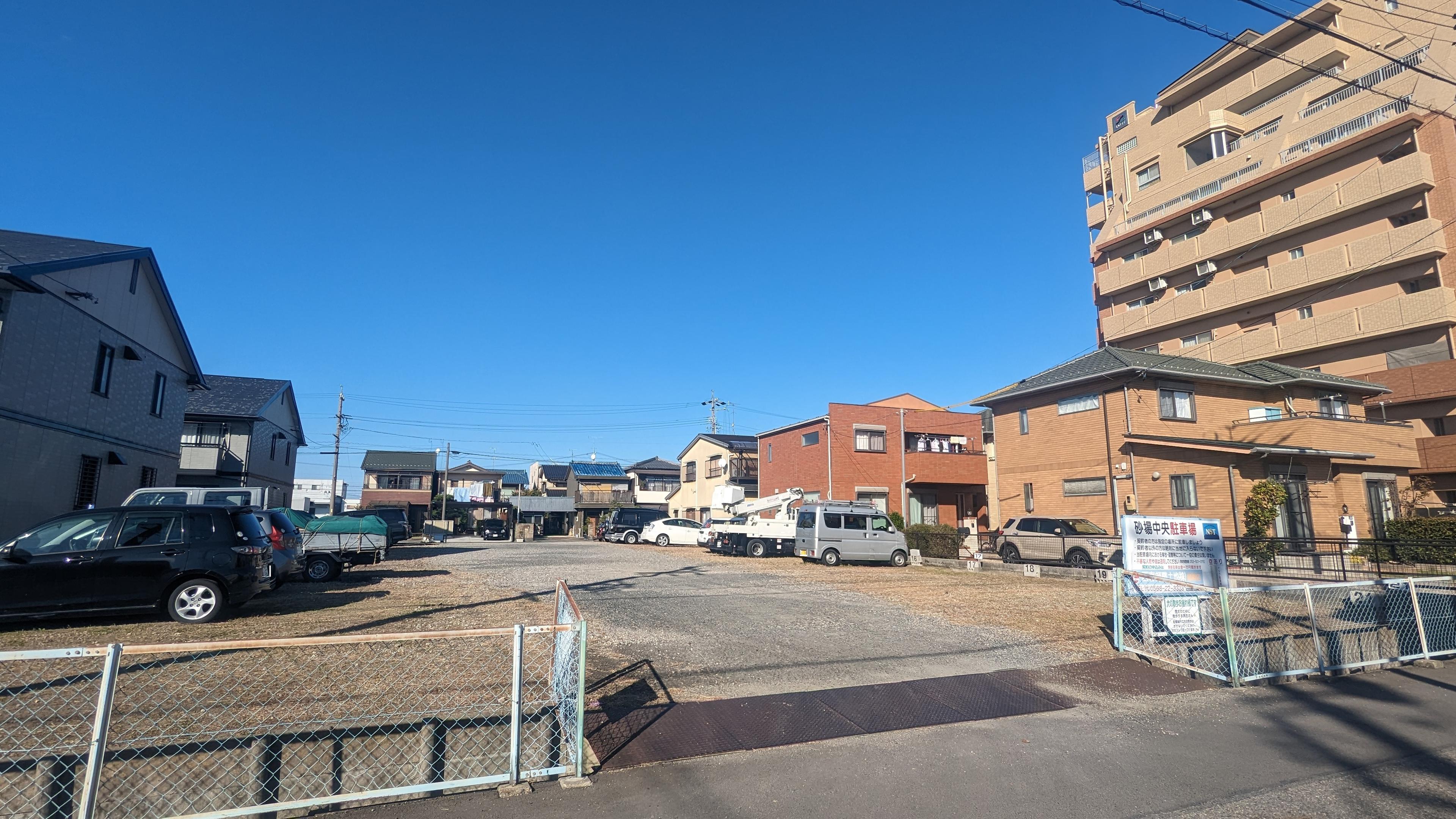 砂場中央駐車場の外観・駐車場イメージ1枚目