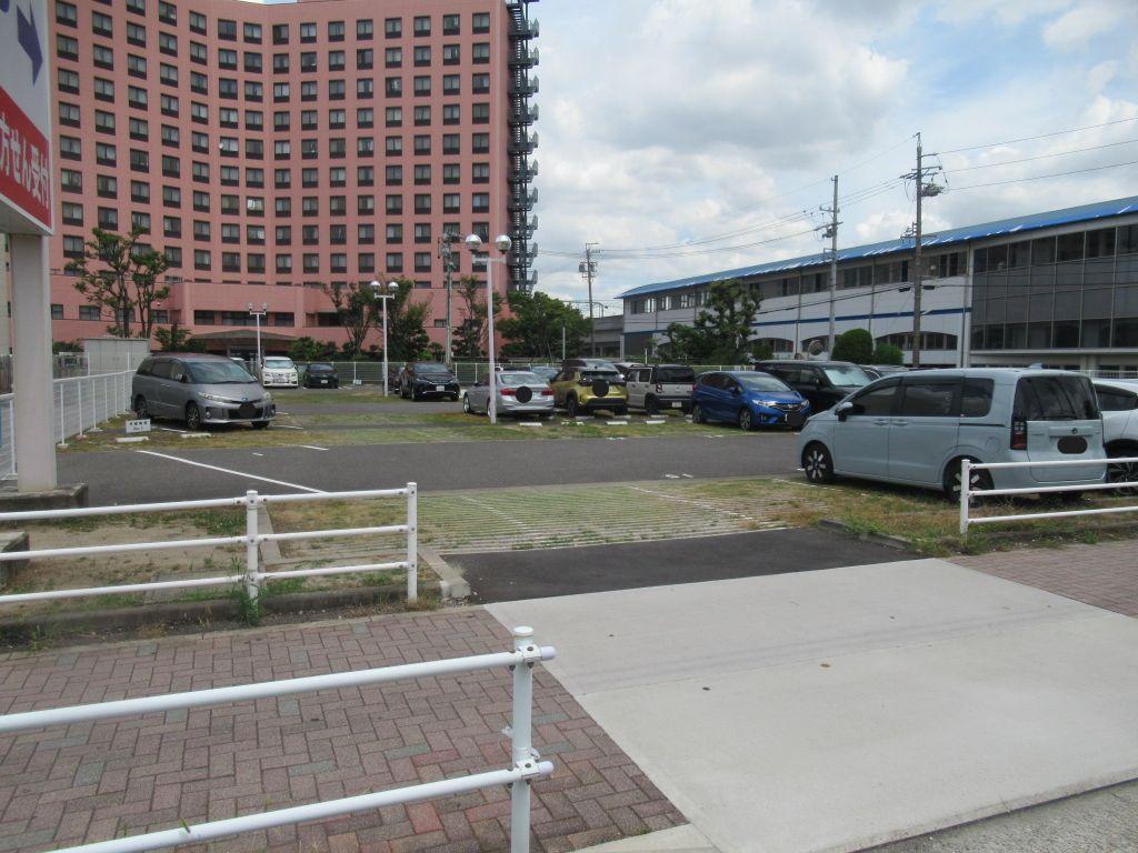 滝春駐車場の外観・駐車場イメージ2枚目