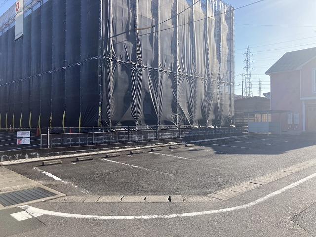キュートＡ棟駐車場の外観・駐車場イメージ2枚目