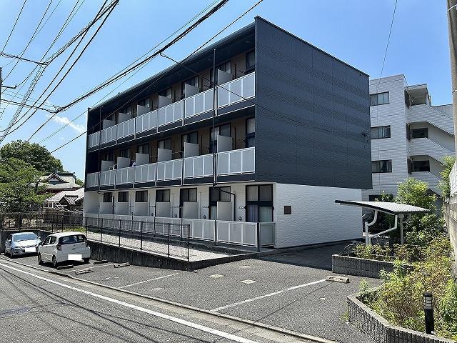 諏訪(31792)の外観・駐車場イメージ1枚目