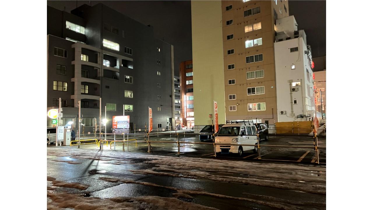 Ｄパーキング南１条西５丁目第２の外観・駐車場イメージ1枚目