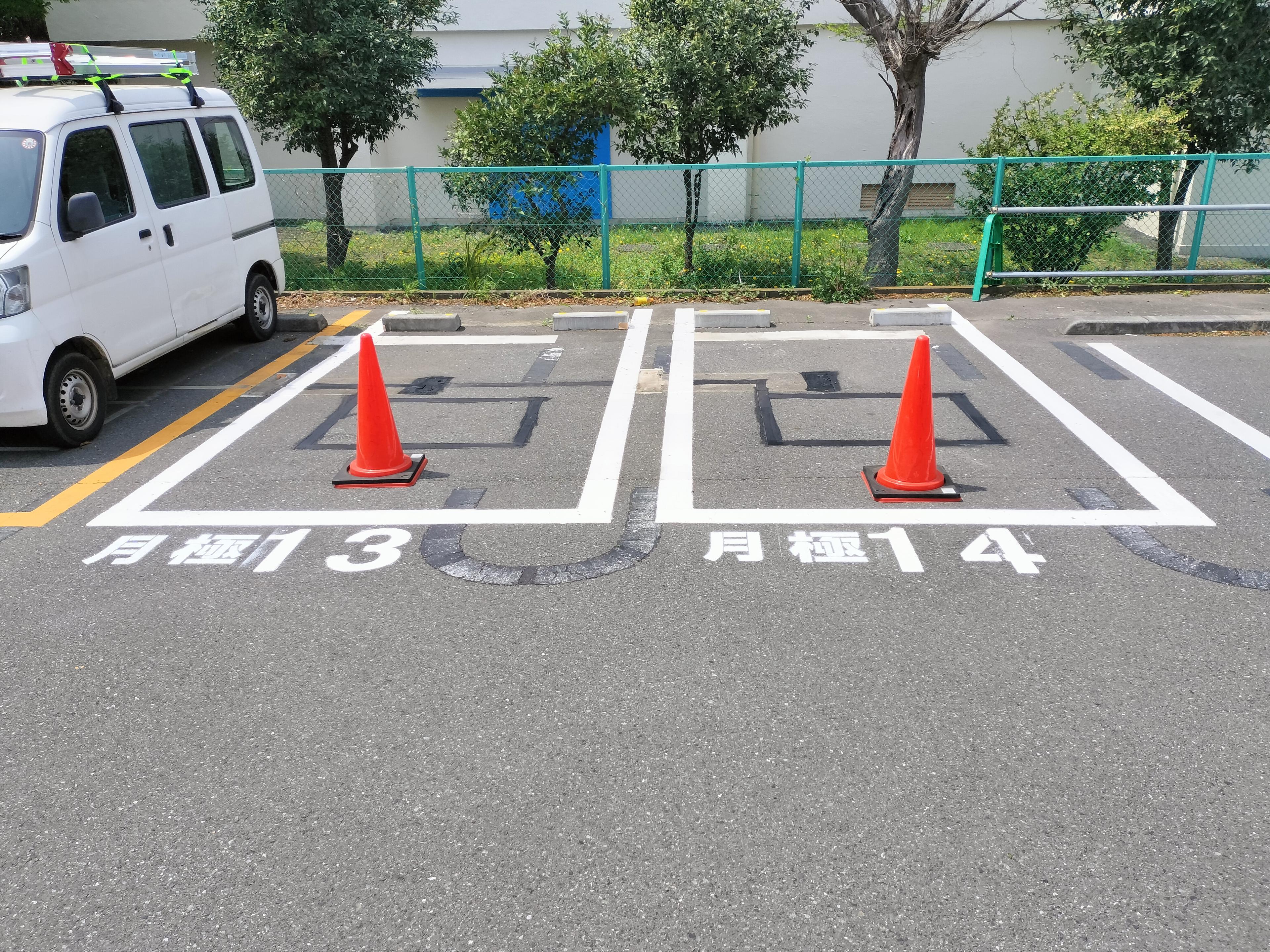 座間市ひばりが丘第２の外観・駐車場イメージ3枚目