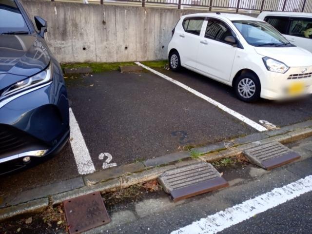 リバーサイド　テラス(15936)の外観・駐車場イメージ1枚目