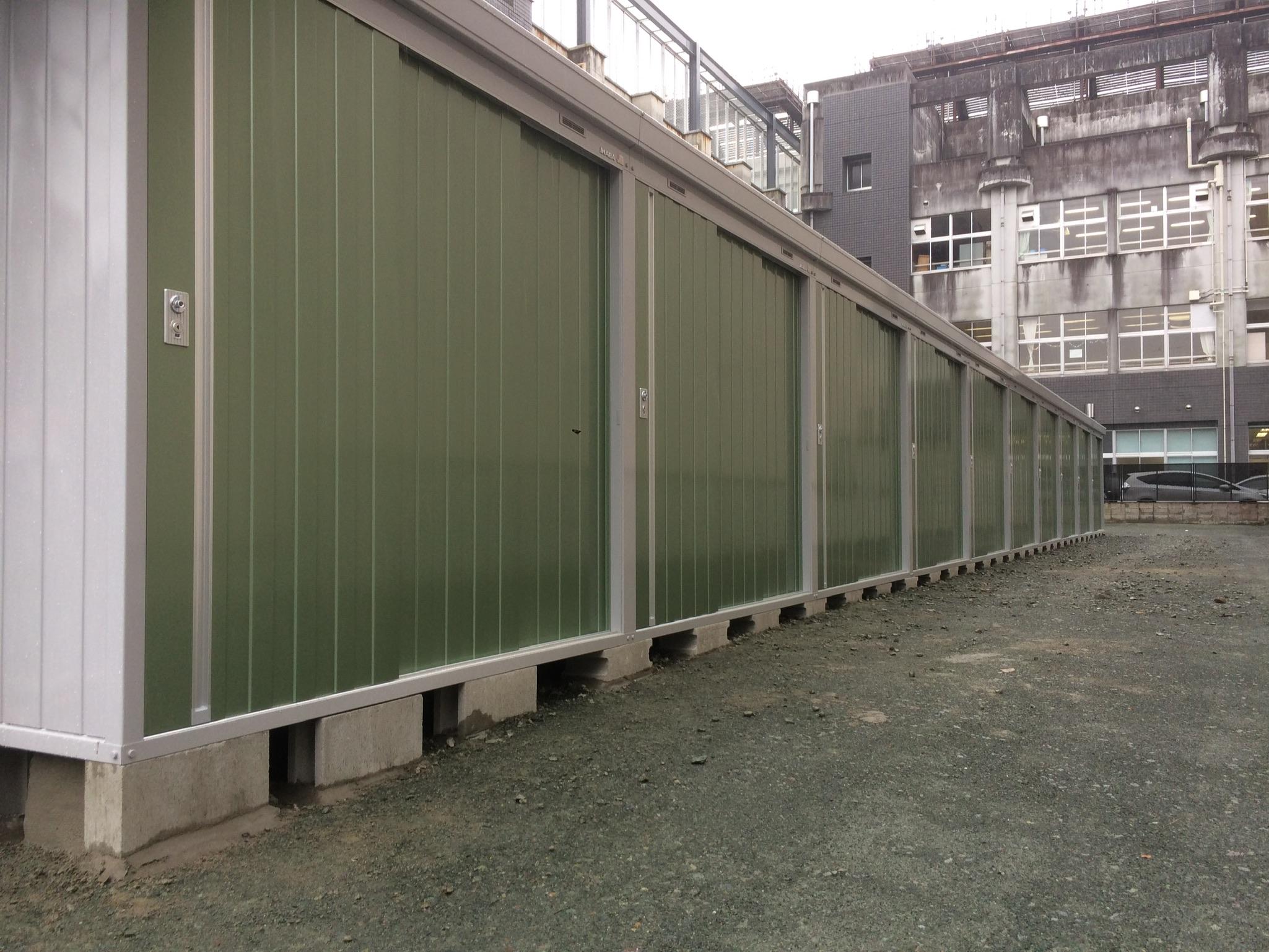 36.魚屋町レンタル物置の外観・駐車場イメージ1枚目