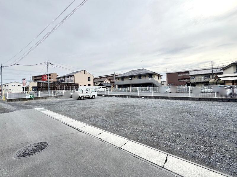 井坂パーキングの外観・駐車場イメージ2枚目